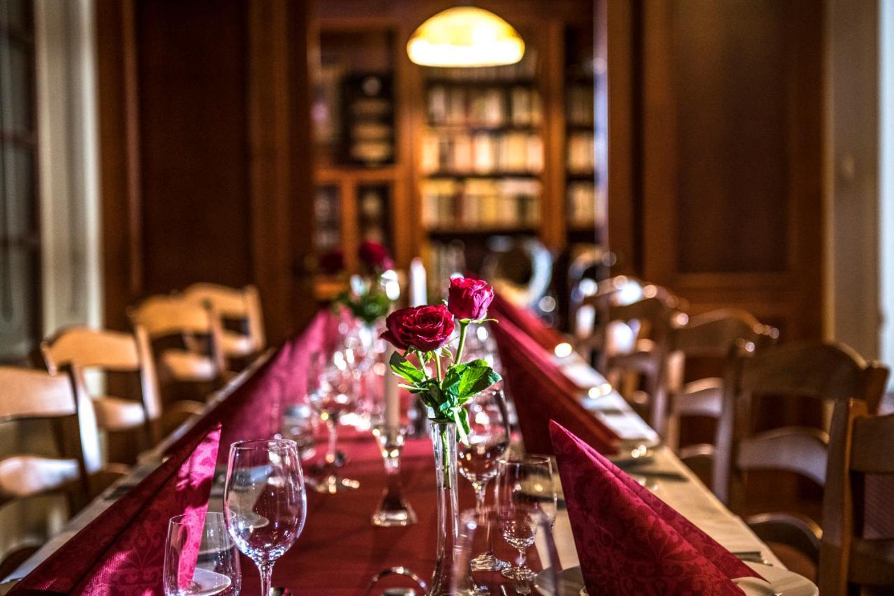 Hotel Forest Hills Zirc Zewnętrze zdjęcie
