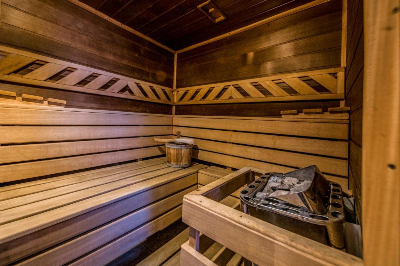 Hotel Forest Hills Zirc Zewnętrze zdjęcie