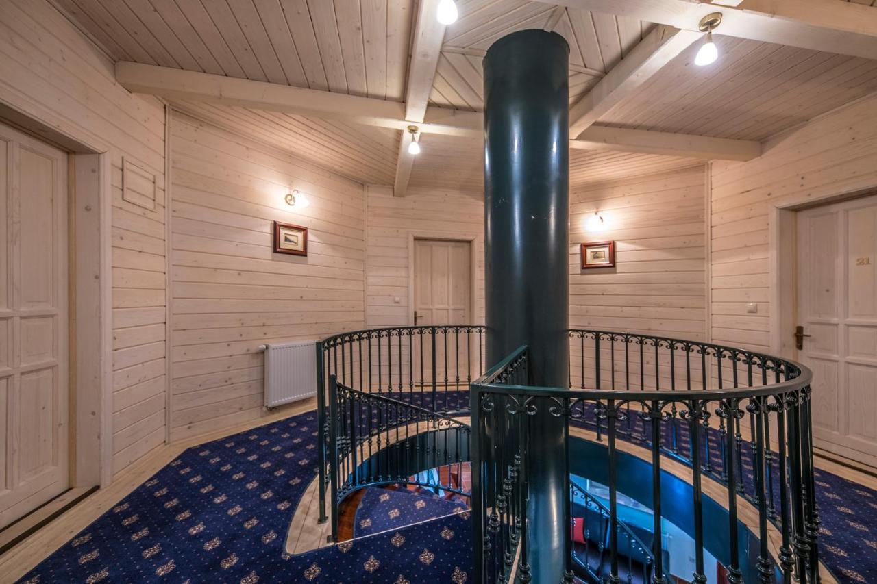 Hotel Forest Hills Zirc Zewnętrze zdjęcie