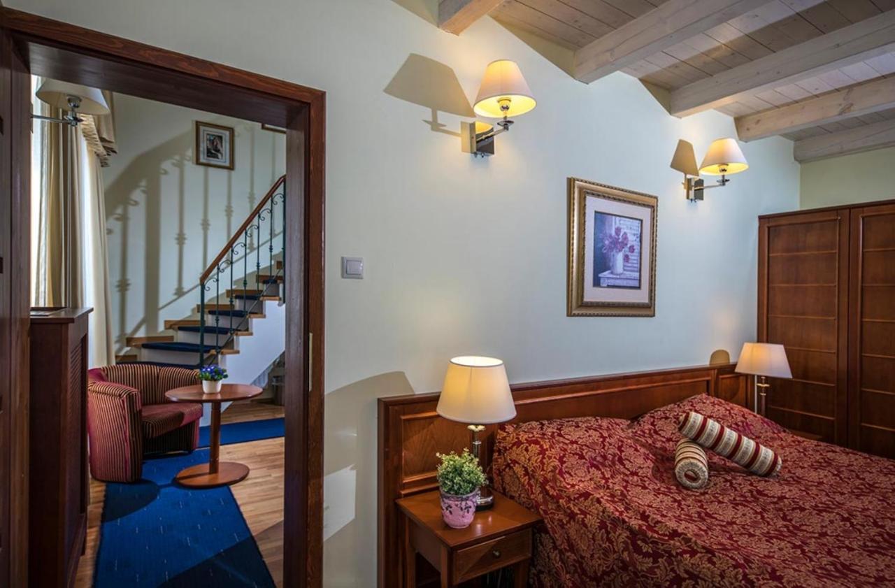 Hotel Forest Hills Zirc Zewnętrze zdjęcie