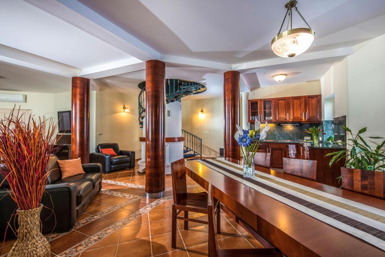 Hotel Forest Hills Zirc Zewnętrze zdjęcie