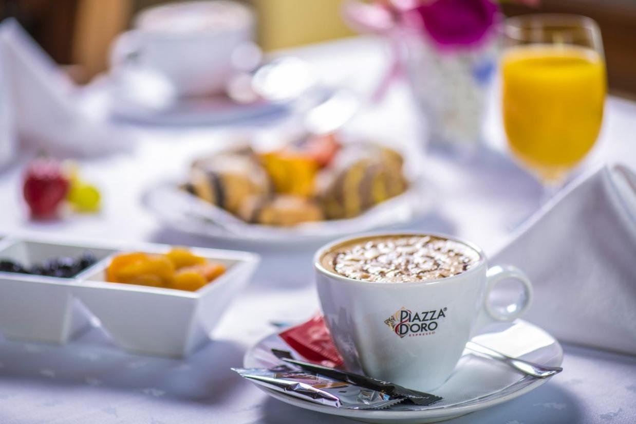 Hotel Forest Hills Zirc Zewnętrze zdjęcie