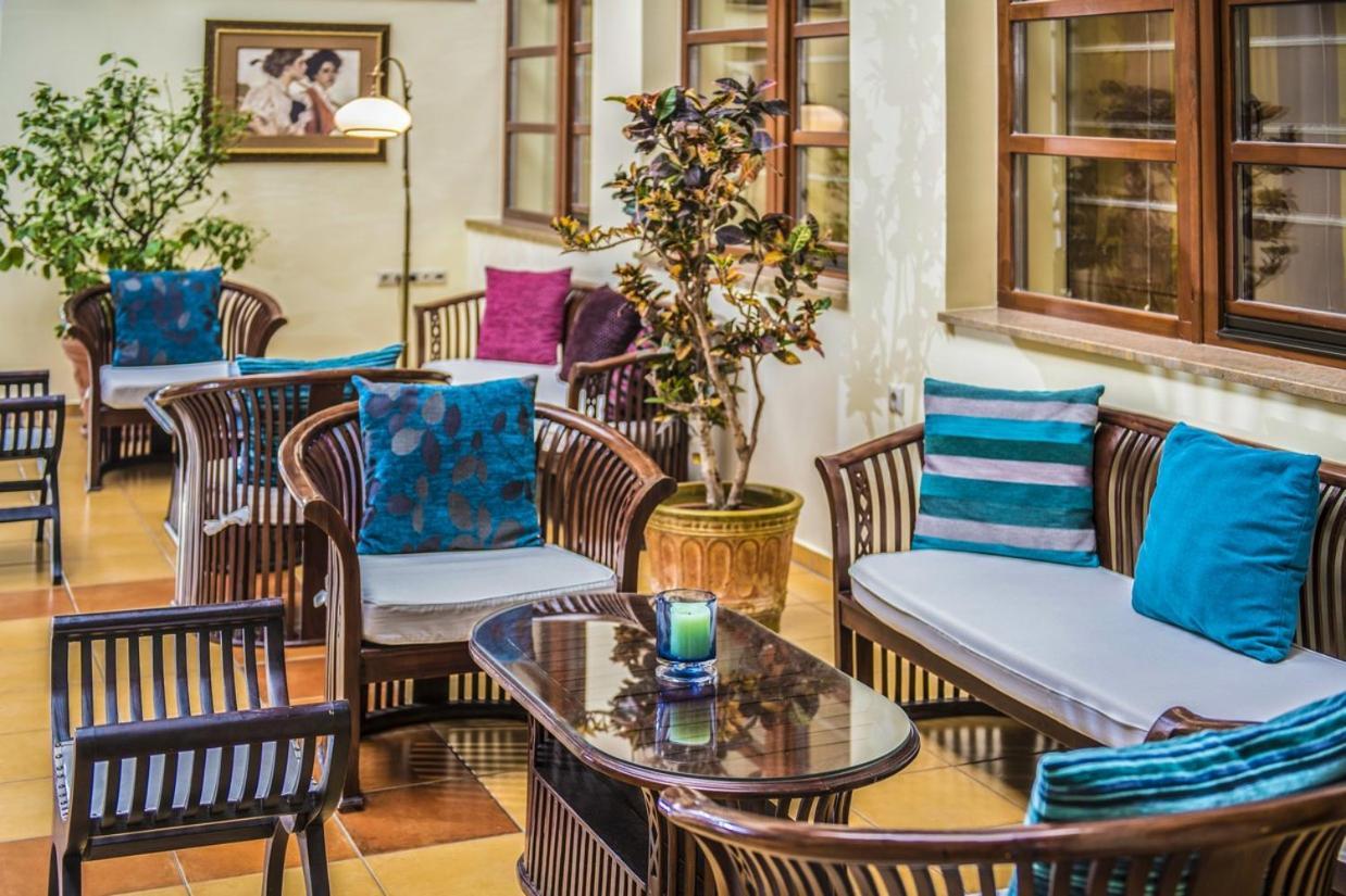 Hotel Forest Hills Zirc Zewnętrze zdjęcie