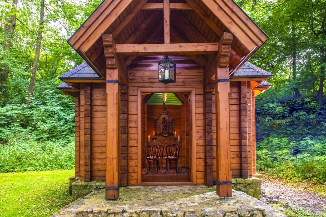 Hotel Forest Hills Zirc Zewnętrze zdjęcie